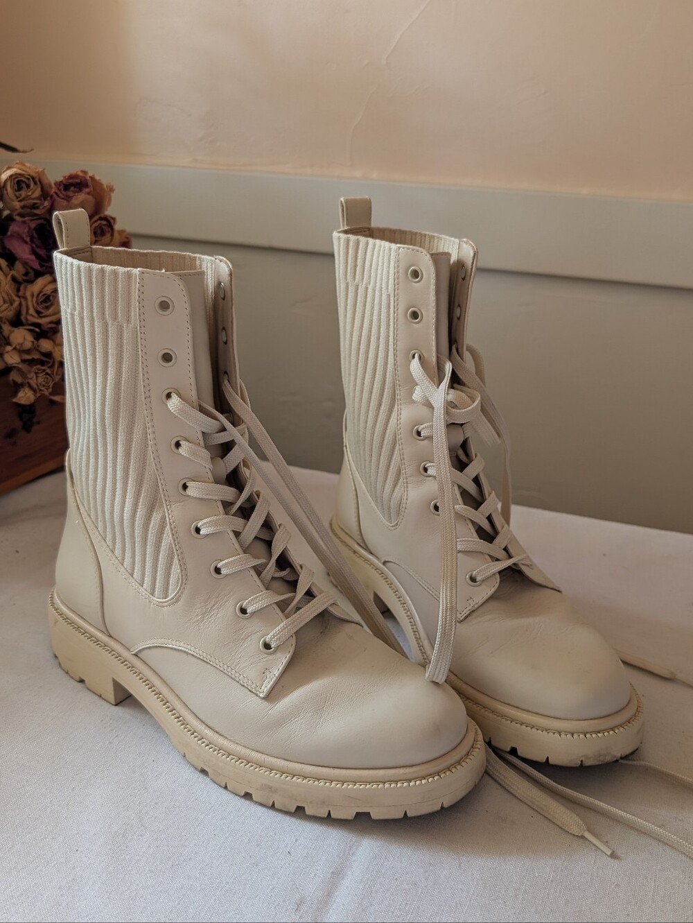 Sam Edelman Lydell Lace Up Combat Boots In Ivory Leather - Size 8